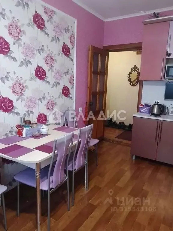 3-к кв. Алтайский край, Бийск Стахановская ул., 1 (63.0 м) - Фото 1