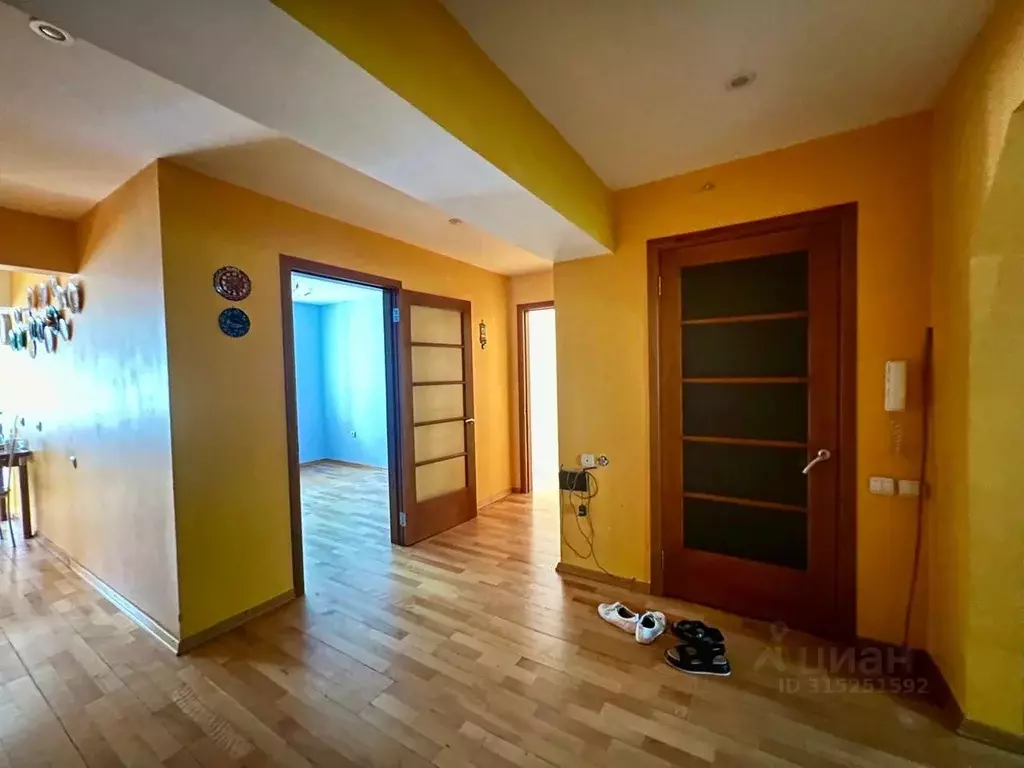 3-к кв. Нижегородская область, Кстово 2-й мкр, 20А (75.0 м) - Фото 2