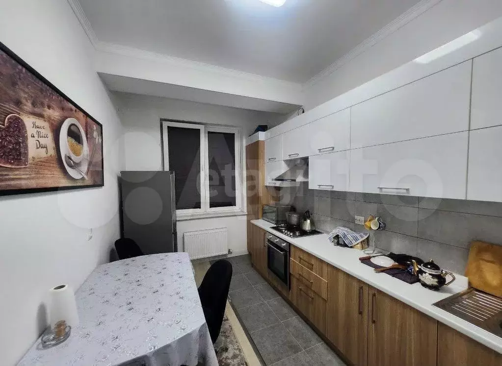2-к. квартира, 69 м, 2/4 эт. - Фото 1