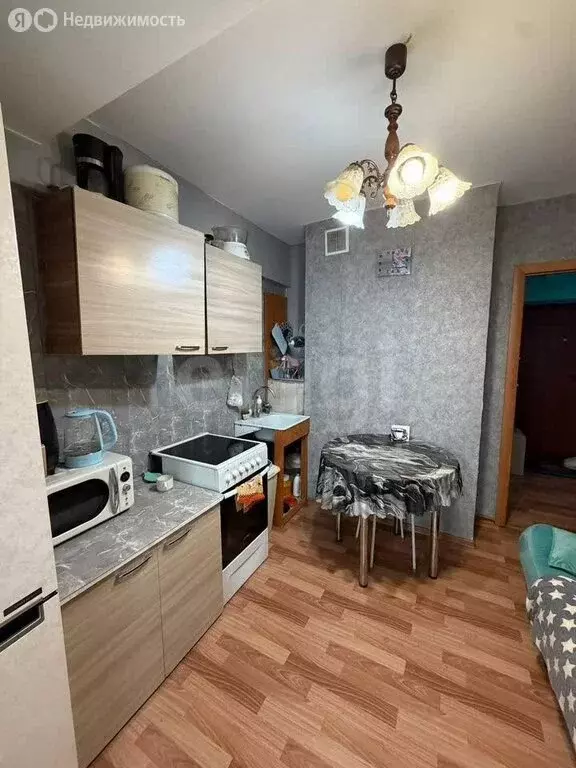 1-комнатная квартира: Иркутск, улица Летописца Нита Романова, 7 (35 м) - Фото 1