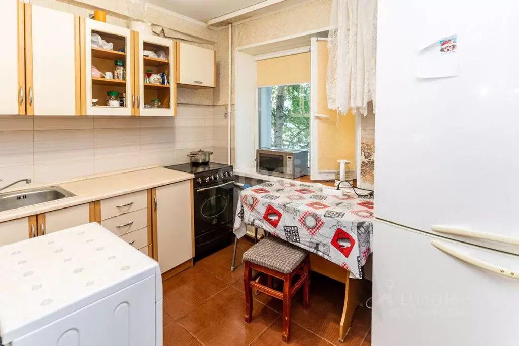 2-к кв. Ханты-Мансийский АО, Сургут ул. Бахилова, 6 (40.6 м) - Фото 1