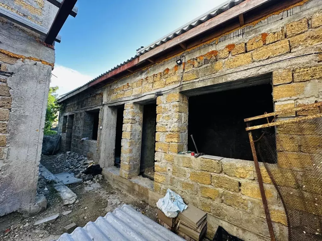 Дом в Севастополь ул. Гражданская (250 м) - Фото 1