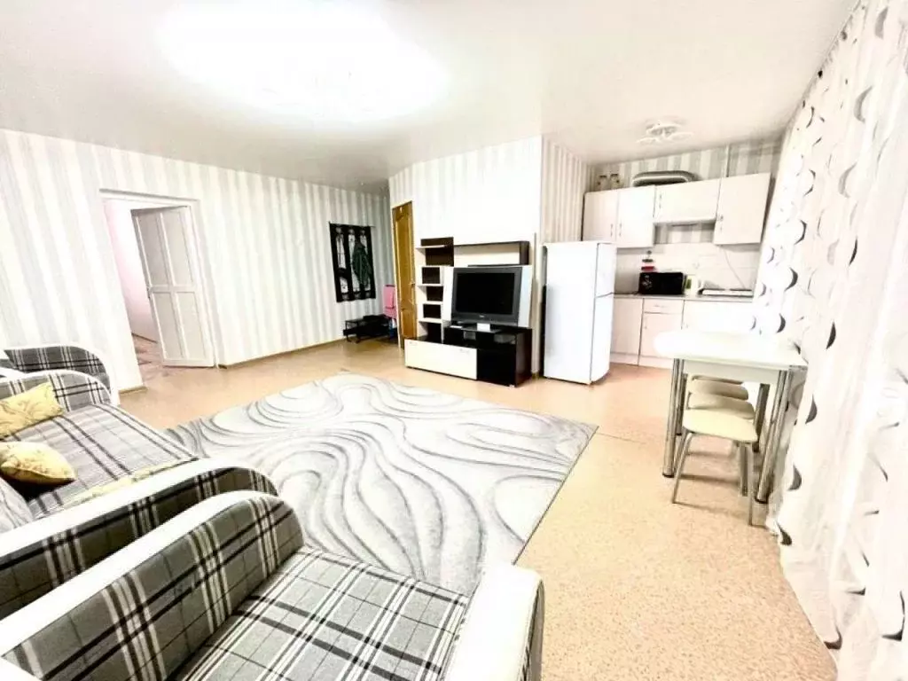 2-к кв. Хабаровский край, Хабаровск Владивостокская ул., 63 (55.0 м) - Фото 1