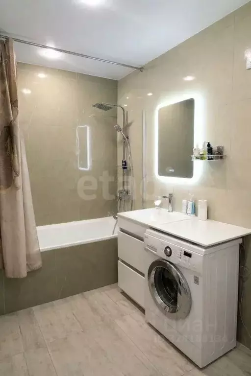 Дом в Амурская область, Благовещенск 5-я Стройка мкр, ул. Молодежная, ... - Фото 1