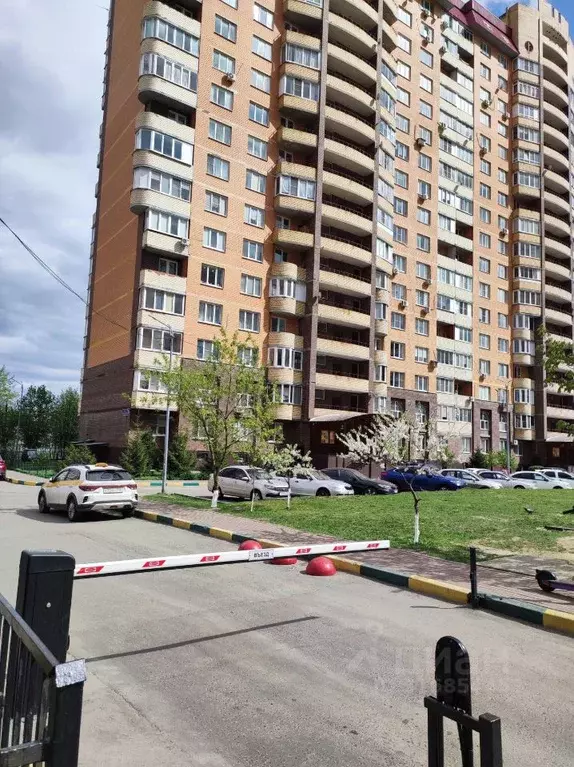 1-к кв. Московская область, Люберцы городской округ, Октябрьский пгт ... - Фото 0
