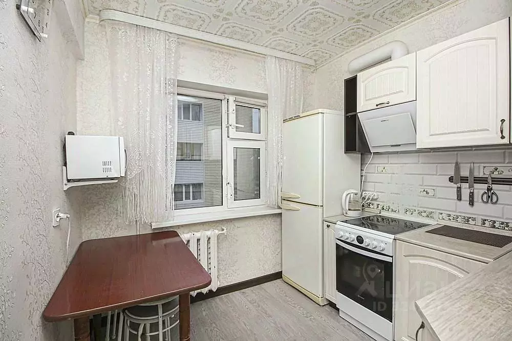 1-к кв. Ханты-Мансийский АО, Нижневартовск Пионерская ул., 1 (30.4 м) - Фото 1