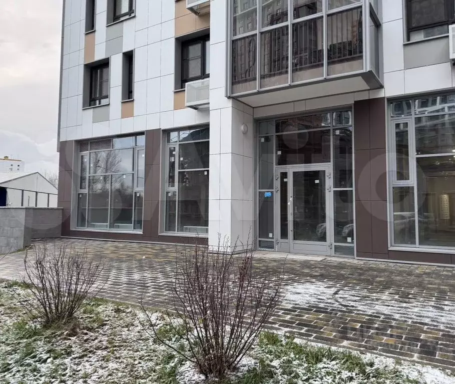 Помещение свободного назначения в Москва ул. Петра Алексеева, 10 (137 ... - Фото 1