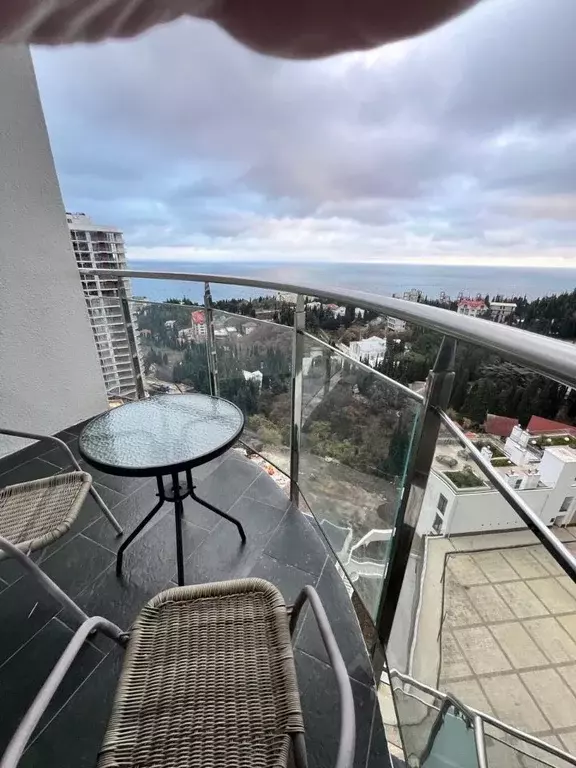 1-к кв. Крым, Алушта ул. Западная, 1А (30.0 м) - Фото 1