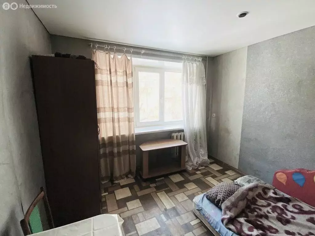 1к в 5-комнатной квартире (14 м) - Фото 1