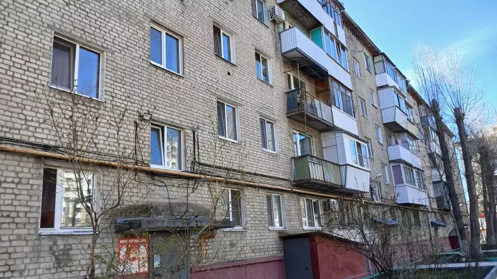 3-к кв. Саратовская область, Саратов Заречная ул., 10 (60.0 м) - Фото 0