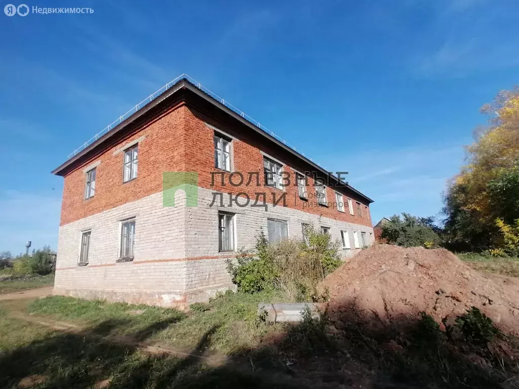 3-комнатная квартира: село Малая Воложикья, Цветочная улица, 2 (49 м) - Фото 1