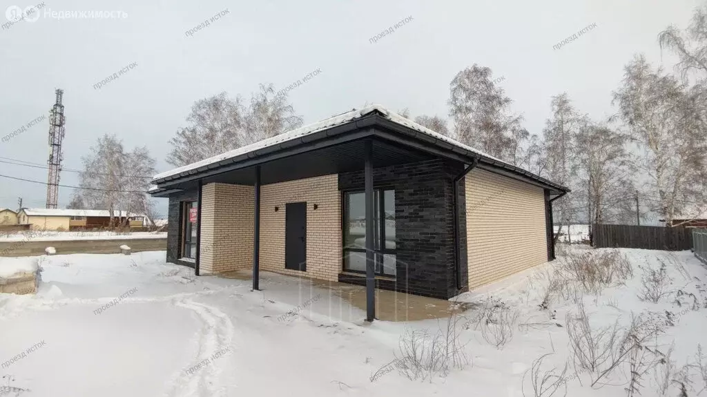 Дом в село Хомутово, Сиреневая улица, 1А (120 м) - Фото 1