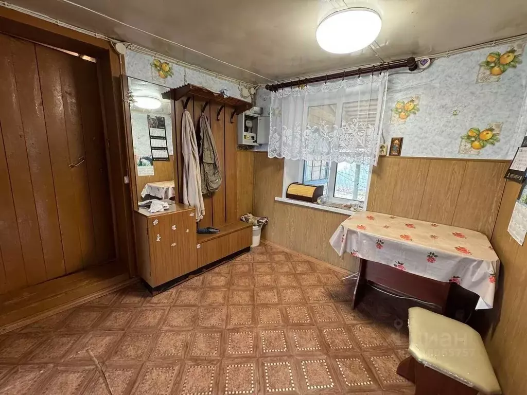 Дом в Ленинградская область, Тихвин Новосельская ул., 4 (38 м) - Фото 1