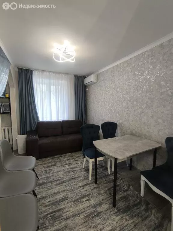 3-комнатная квартира: Астрахань, Звёздная улица, 13 (55.4 м) - Фото 1