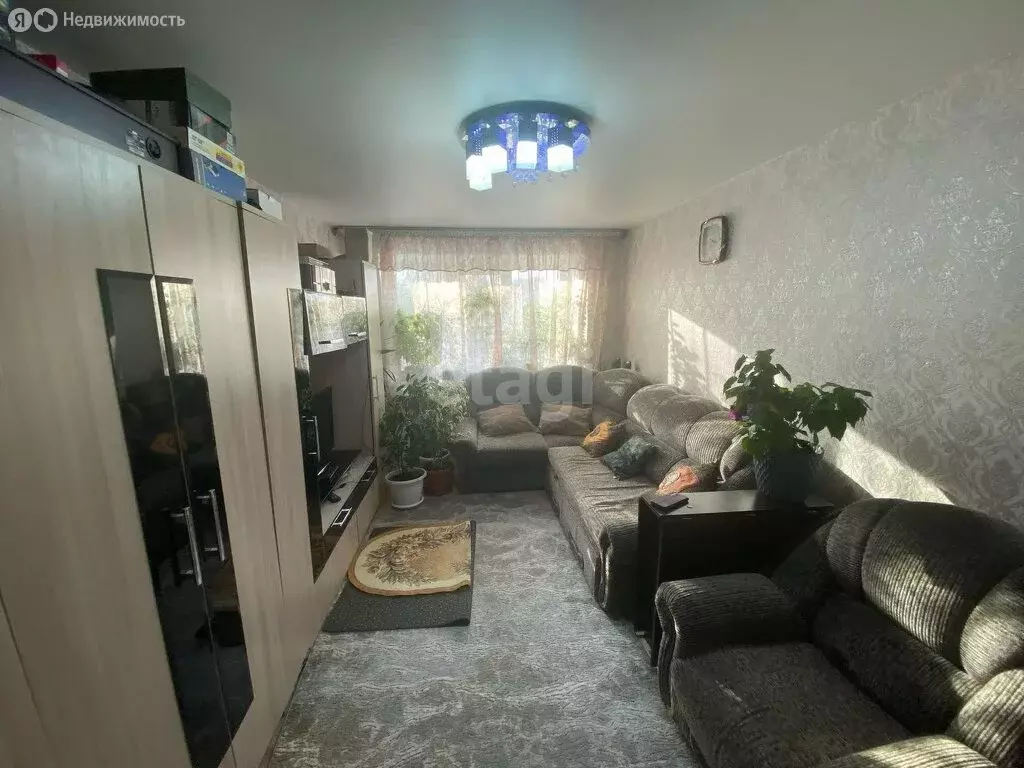 2-комнатная квартира: Алапаевск, улица 19-го Партсъезда, 12 (41.4 м) - Фото 1