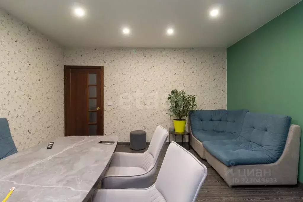 4-к кв. Красноярский край, Красноярск ул. Ладо Кецховели, 39 (83.5 м) - Фото 1