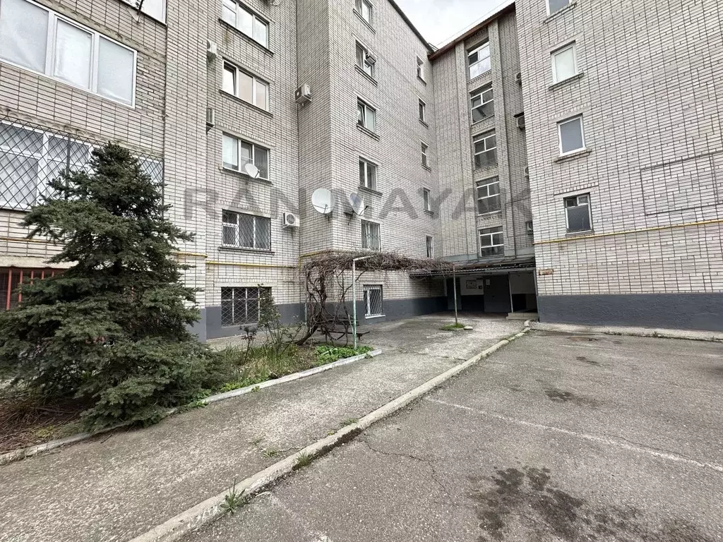 3-к кв. Адыгея, Майкоп ул. Гайдара, 82К1 (92.6 м) - Фото 1