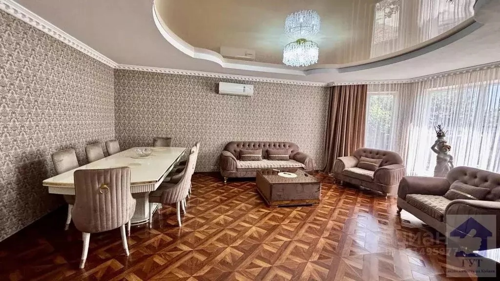Дом в Краснодарский край, Крымск ул. Виктории (220 м) - Фото 2