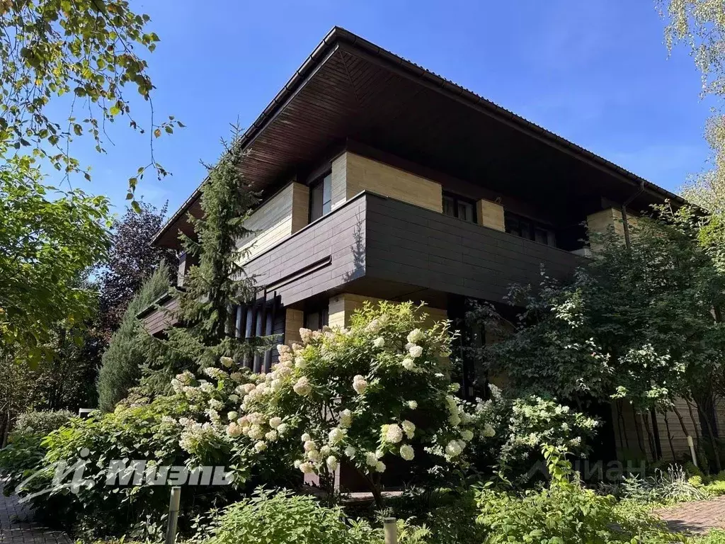 Дом в Москва Крекшино кп, ул. Клубничная, 32 (379 м) - Фото 2