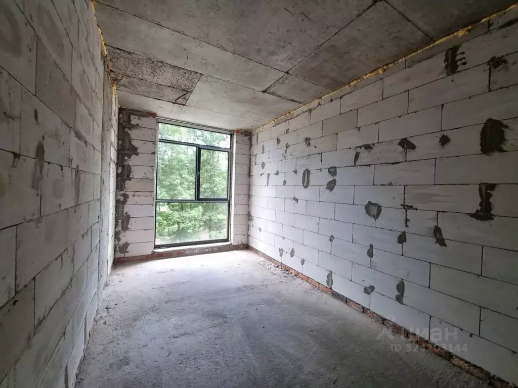 1-к кв. Северная Осетия, Владикавказ ул. Кантемира Гусова, 7 (40.4 м) - Фото 1