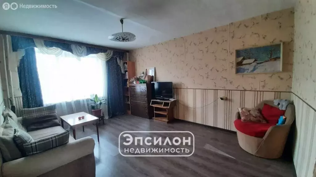 3-комнатная квартира: Курск, улица Островского, 10 (70 м) - Фото 1