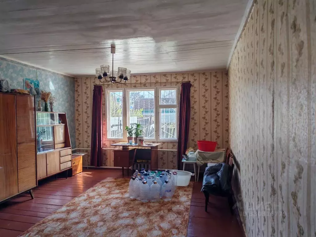 Дом в Саратовская область, Саратов ул. Имени В.И. Лебедева-Кумача, 12 ... - Фото 1