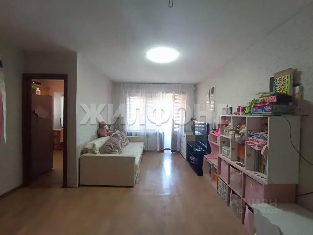2-к кв. Хакасия, Абакан ул. Итыгина, 2 (42.8 м) - Фото 0
