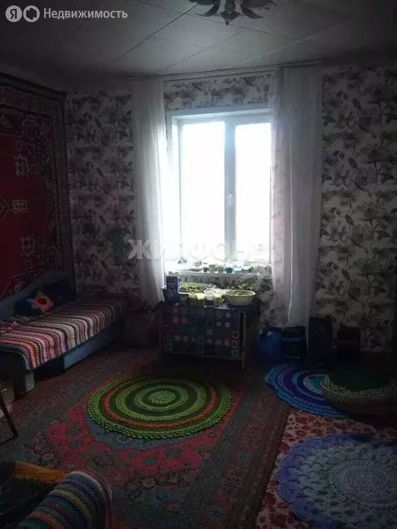 2-комнатная квартира: село Логовское, Привокзальная улица, 2 (37 м) - Фото 1