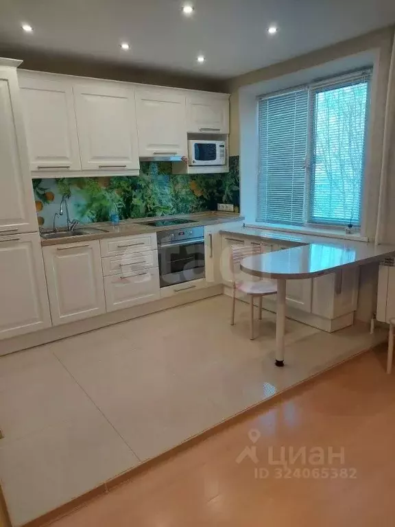 2-к кв. Тюменская область, Тобольск 6-й мкр, 27 (47.0 м) - Фото 1