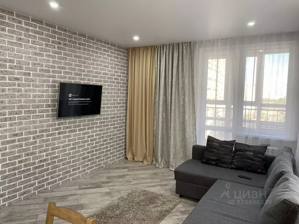 1-к кв. Омская область, Омск Взлетная ул., 15 (56.0 м) - Фото 1