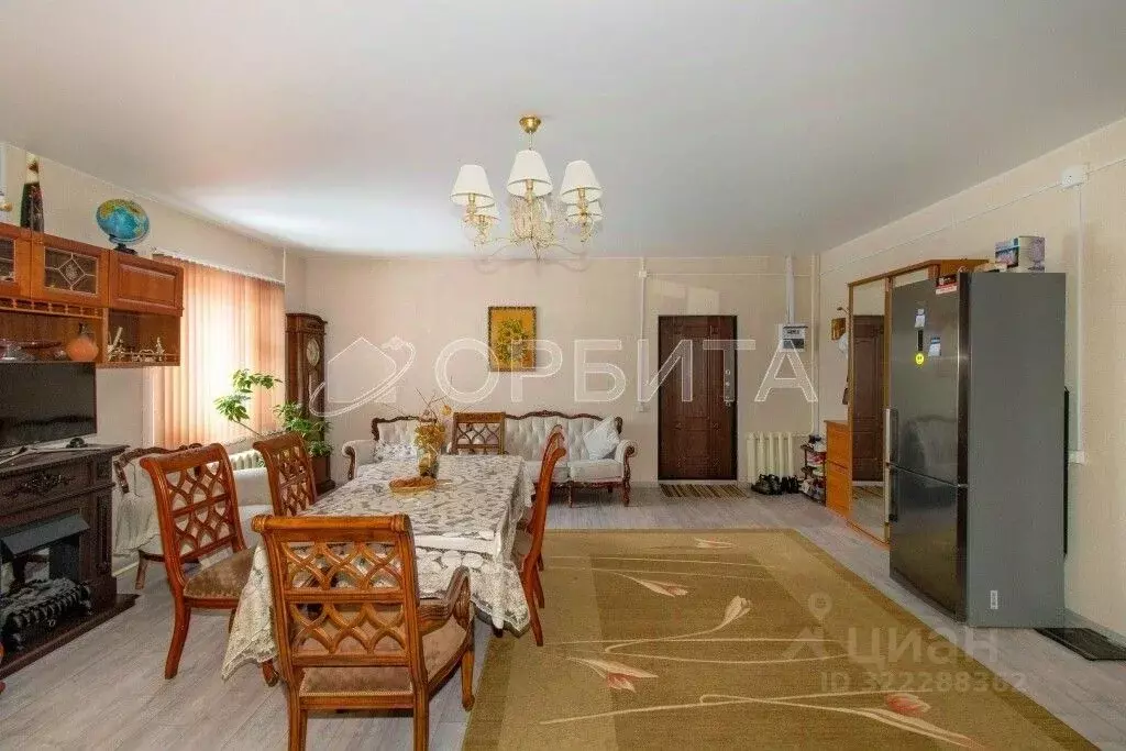 Дом в Тюменская область, Тюмень Зарека мкр, ул. Чкалова, 63 (174 м) - Фото 2