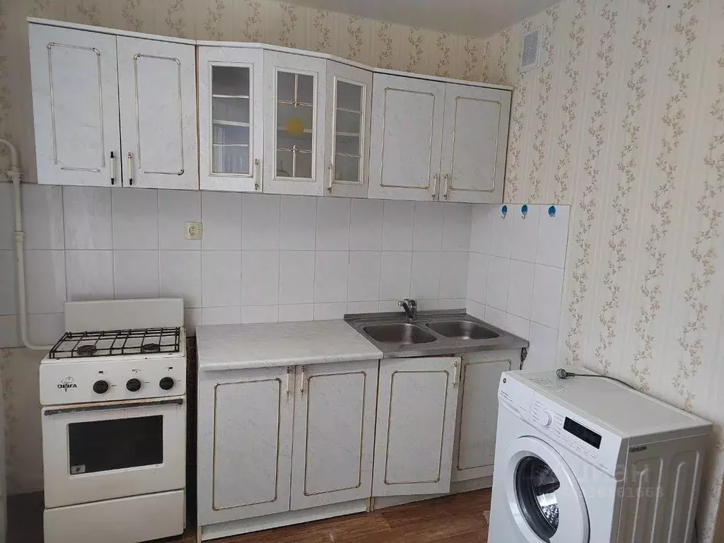 1-к кв. Курганская область, Курган Заозерный жилрайон, 6-й мкр, 1 ... - Фото 1