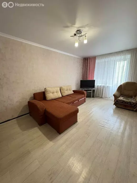 1-комнатная квартира: Октябрьский, 35-й микрорайон, 15 (31 м) - Фото 1