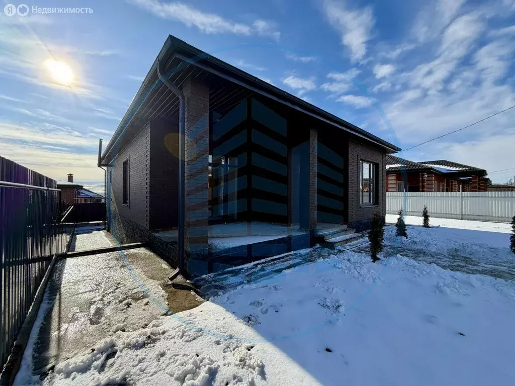 Дом в Ессентуки, Весенняя улица (150 м) - Фото 1