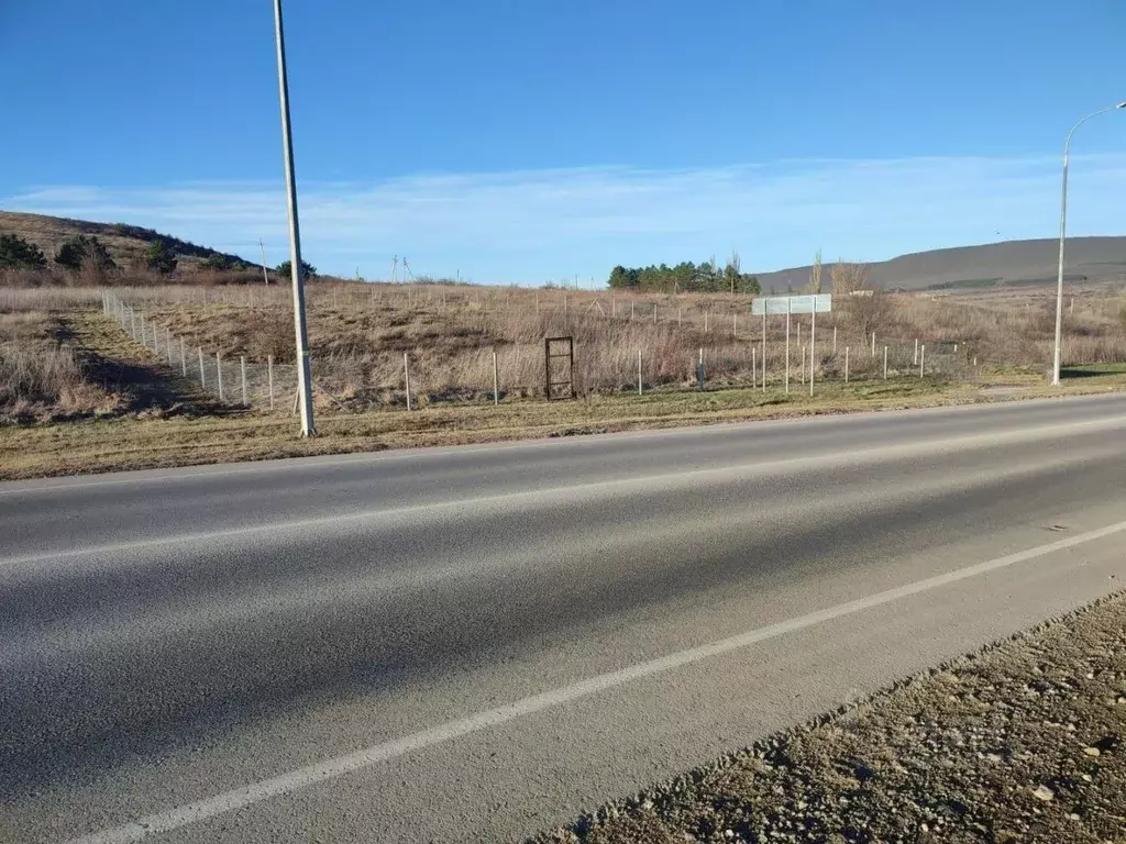 Участок в Крым, Белогорский район, с. Богатое пер. Московский, 2 (15.0 ... - Фото 1