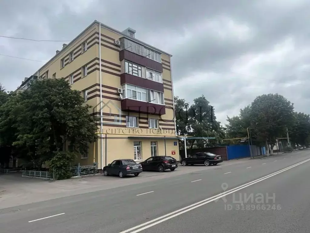 3-к кв. Белгородская область, Новый Оскол ул. Кирова, 5 (45.7 м) - Фото 0