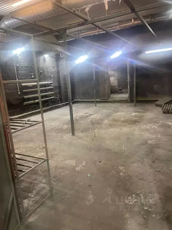 Помещение свободного назначения в Свердловская область, Екатеринбург ... - Фото 2