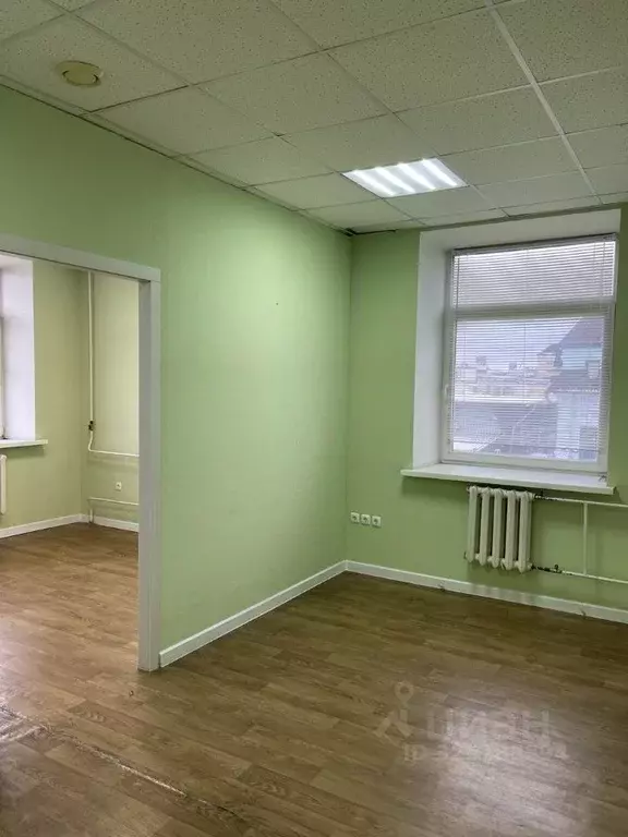 Офис в Татарстан, Казань Габдуллы Тукая ул., 2 (50 м) - Фото 1