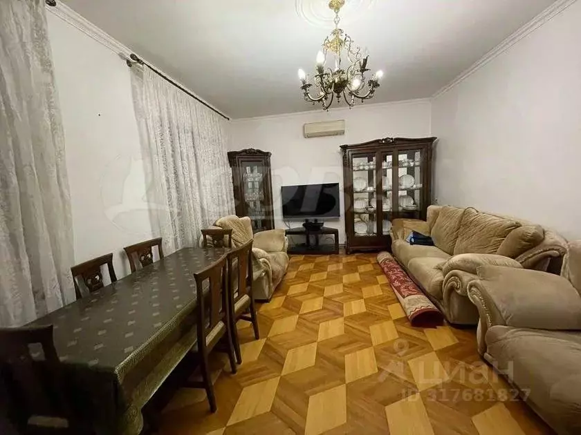 4-к кв. Дагестан, Махачкала ул. Ушакова, 9 (118.4 м) - Фото 0
