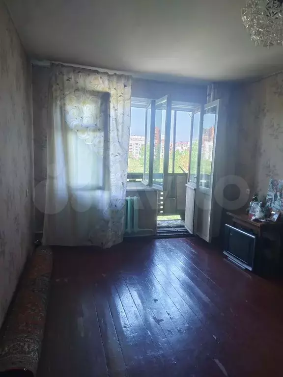 1-к. квартира, 31 м, 5/5 эт. - Фото 1