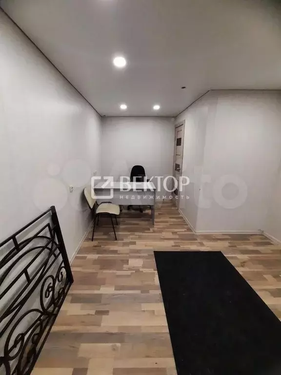 Продам помещение свободного назначения, 16.2 м - Фото 1