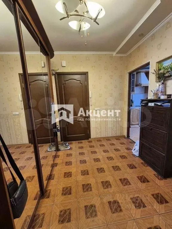 3-к кв. Ивановская область, Иваново просп. Строителей, 68а (76.0 м) - Фото 1