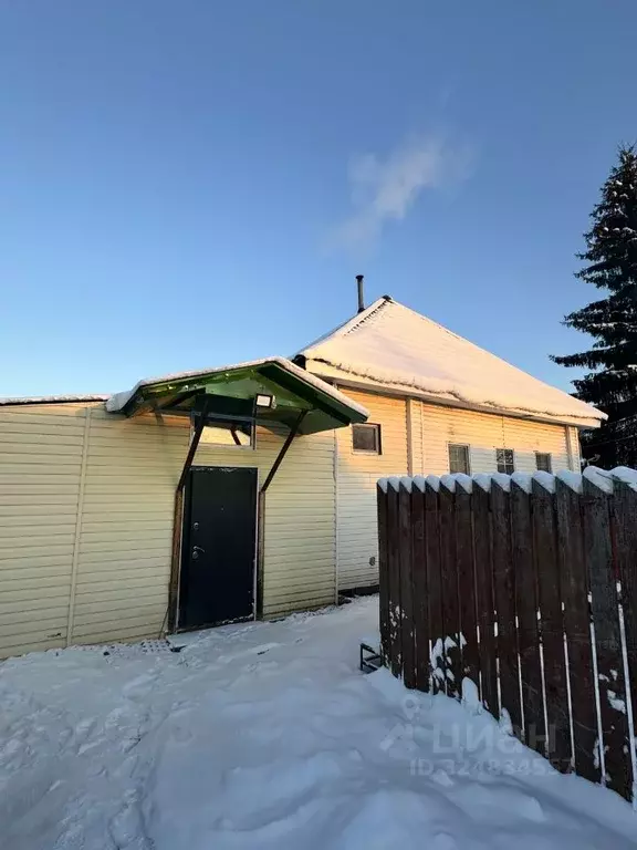 Дом в Пермский край, Пермский район, пос. Юго-Камский ул. Западная, 19 ... - Фото 1