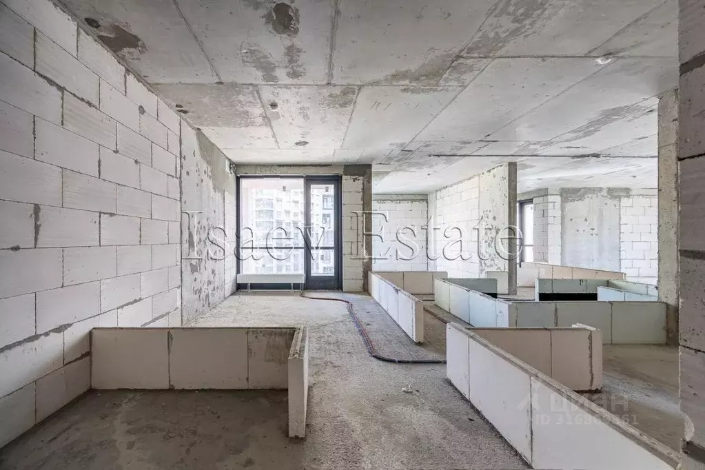 Квартира, 4 комнаты, 137 м - Фото 0