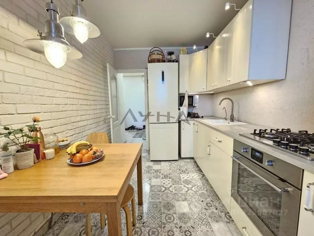 3-к кв. Татарстан, Набережные Челны просп. Фоменко, 72 (69.3 м) - Фото 1