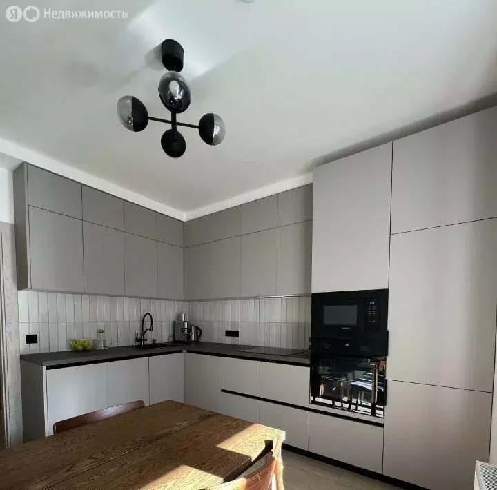 1-комнатная квартира: Краснодар, улица Евгении Жигуленко, 13с1 (40 м) - Фото 0