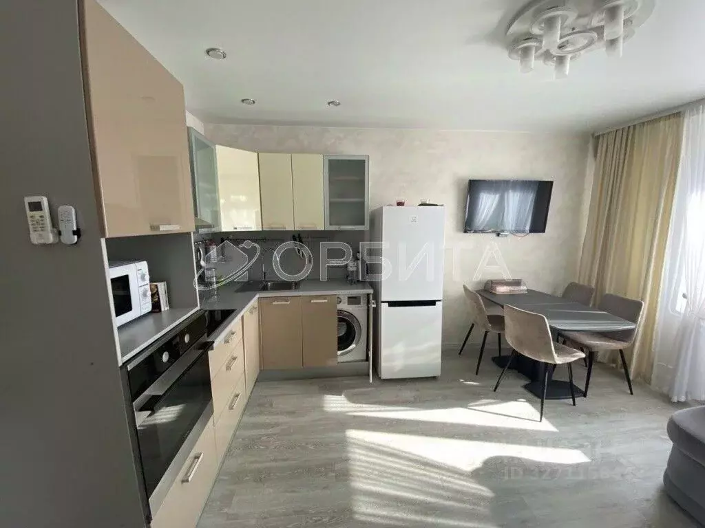 3-к кв. Тюменская область, Тюмень ул. Михаила Сперанского, 19 (63.7 м) - Фото 1