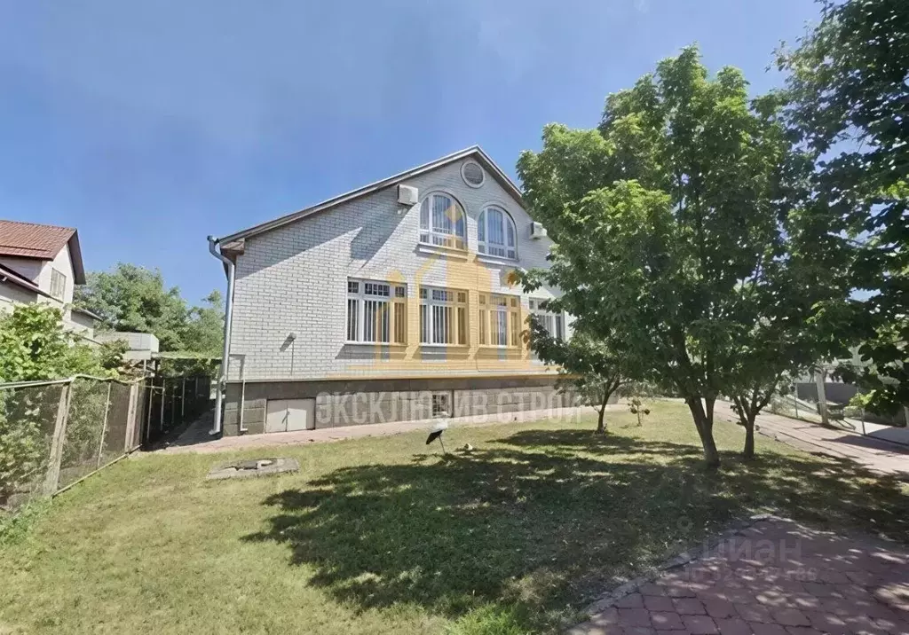 Дом в Ставропольский край, Ессентуки Октябрьская ул., 274Б (360 м) - Фото 1