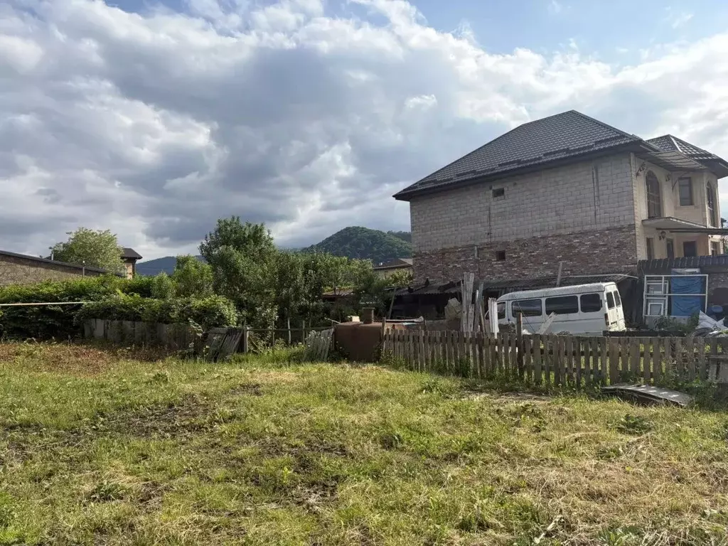 Участок в Северная Осетия, Владикавказ ул. Гадиева, 95 (4.35 сот.) - Фото 2