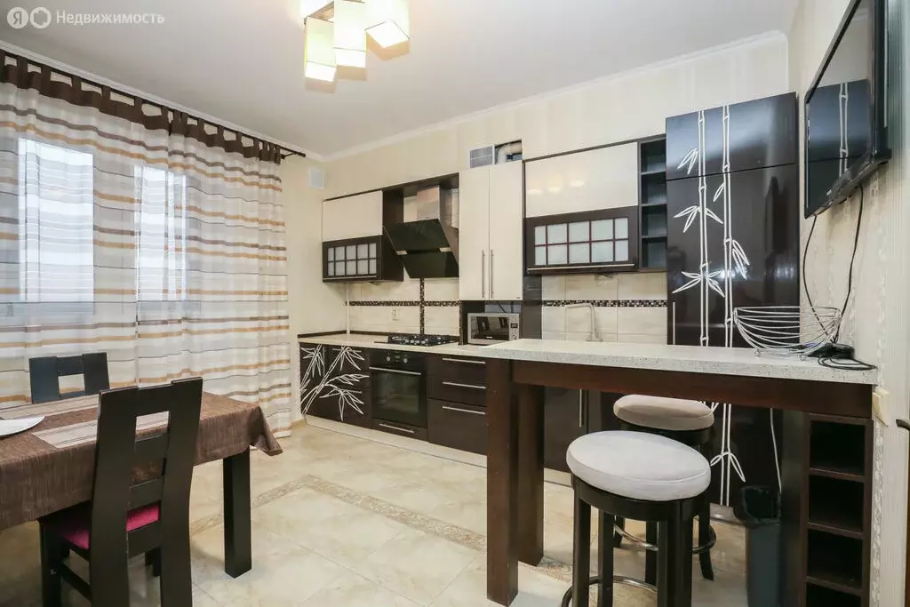 3-комнатная квартира: Калининград, улица Юрия Гагарина, 2А (105 м) - Фото 2